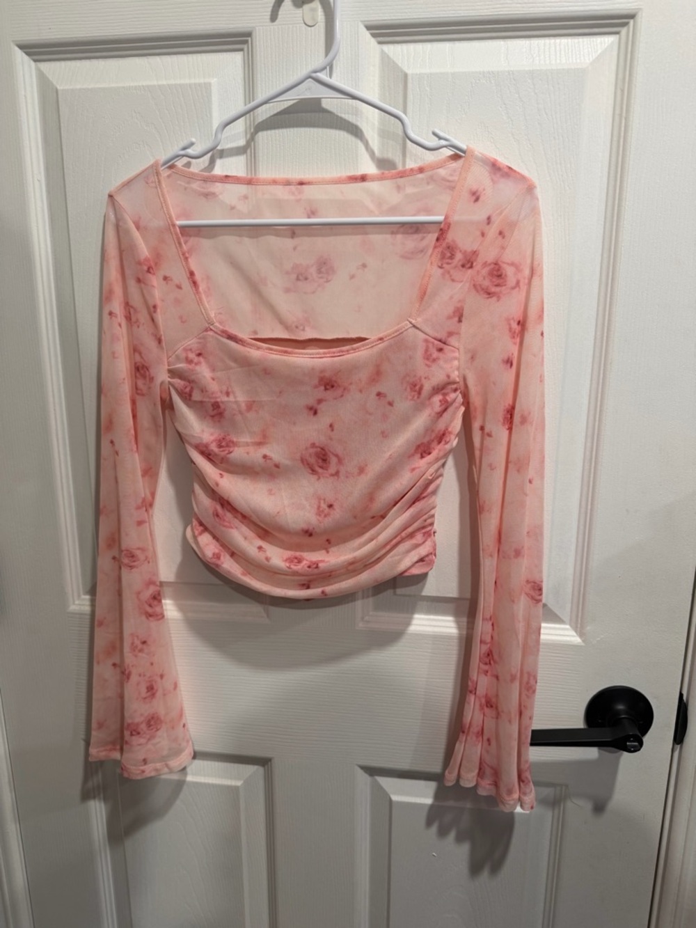 Women’s Pink Floral Ruched Long-Sleeve Top